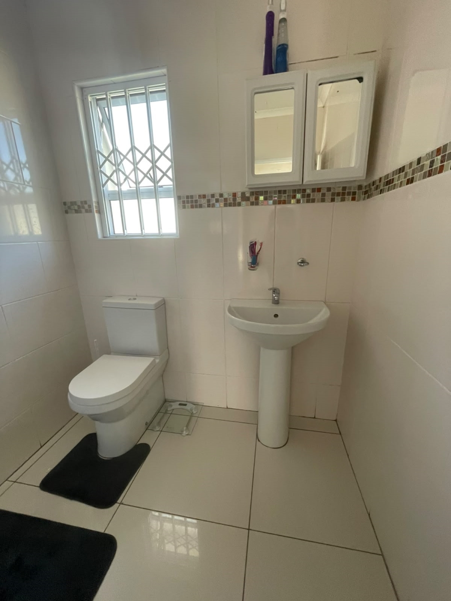 3 Bedroom Property for Sale in Cambridge West Eastern Cape